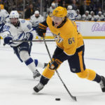 Stamkos' power-play goal in OT puts Lightning over Predators
