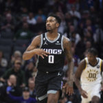 Monk and Barnes score 22 each, Kings beat Pacers