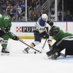 Wedgewood, Robertson lead Stars to 4-1 win over Blues