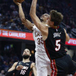 Garland scores 25, Cavaliers blast Heat 113-87
