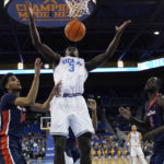 No. 19 UCLA has easy time with Pepperdine in 100-53 win