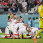 France loses to Tunisia 1-0 but still wins World Cup group