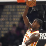Mitchell, Garland combine for 55 in Cavs' win over Hawks