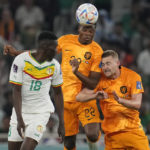 Netherlands strikes late to beat Senegal 2-0 at World Cup