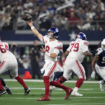 Prescott, TEs help Cowboys to Thanksgiving win over Giants