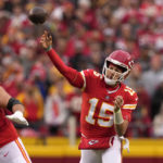 New baby in tow, Chiefs' Mahomes turns attention to Bengals