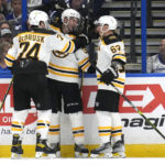 Bergeron gets 1,000th point, streaking Bruins beat Lightning