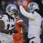 Adams' 35-yard TD in OT powers Raiders past Broncos 22-16