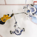 Stamkos' power-play goal in OT puts Lightning over Predators
