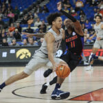 Jones, Boum each score 22, Xavier beats Florida in Portland