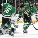 Stars score 4 times in second period, beat Los Angeles 5-2
