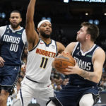 Rare buzzer-beater helps outmanned Nuggets beat Mavs 98-97