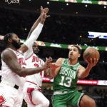 DeRozan scores 28 as Bulls stop Celtics' 9-game win streak