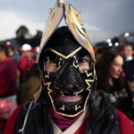 Garoppolo throws for 4 TDs, 49ers top Cards in Mexico City