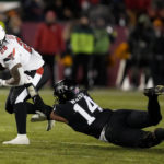 Texas Tech scores late touchdown to beat Iowa State 14-10