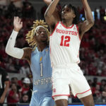 Sasser, cold-shooting No. 2 Houston outlast Kent State 49-44