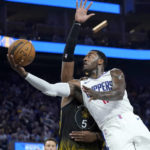 Wiggins scores season-best 31 points, Warriors beat Clippers