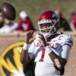 Missouri holds off Arkansas 29-27 to reach bowl eligibility