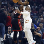 Garland scores 25, Cavaliers blast Heat 113-87