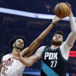 Mitchell scores 34, Cavaliers beat Trail Blazers 114-96