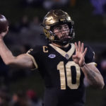 Hartman throws 4 TD passes as Wake Forest tops Syracuse