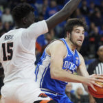 No. 8 Duke holds off challenge from Oregon State 54-51