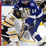 Bergeron gets 1,000th point, streaking Bruins beat Lightning