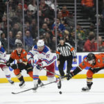 Gibson stops 41, Ducks get 1st regulation win vs. Rangers