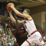 No. 14 Arizona beats No. 17 San Diego State 87-70 in Maui