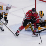 Crosby, Malkin score as Penguins beat Blackhawks 5-3