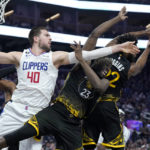 Wiggins scores season-best 31 points, Warriors beat Clippers
