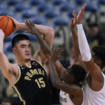 Edey's double-double powers No. 24 Purdue past West Virginia