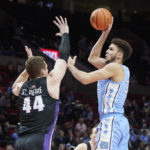 No. 1 North Carolina pulls away from Portland late, 89-81