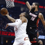 Garland scores 25, Cavaliers blast Heat 113-87