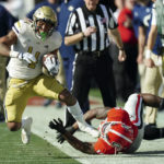 No. 1 Georgia overcomes slow start, routs Georgia Tech 37-14