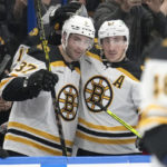 Bergeron gets 1,000th point, streaking Bruins beat Lightning