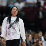 Staley, VanDerveer back Griner at S Carolina-Stanford game