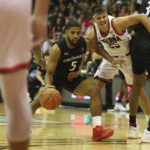 No. 14 Arizona holds off Cincinnati 101-93 at Maui Invite