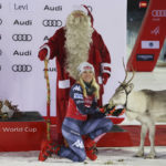 American Mikaela Shiffrin wins 2nd WCup slalom in 2 days