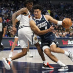 Rare buzzer-beater helps outmanned Nuggets beat Mavs 98-97