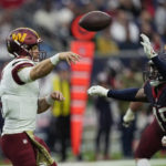 Heinicke wins starting job after Commanders top Texans 23-10