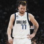 Anunoby scores 12 of his 26 in 4th, Raptors top Mavs 105-100