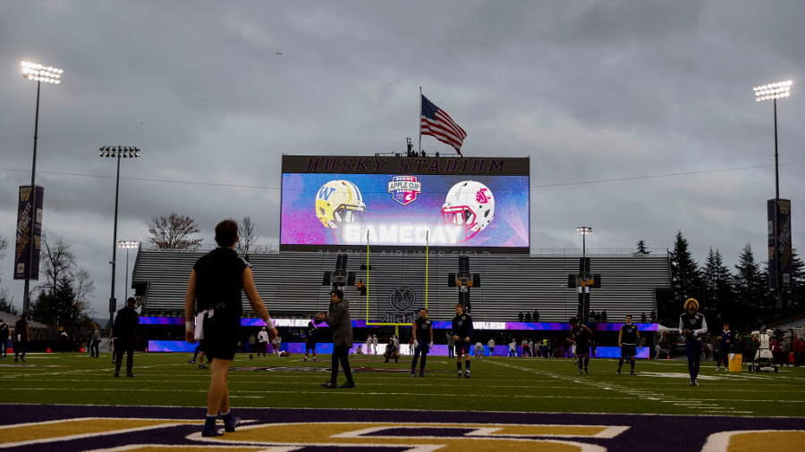 Apple Cup 2021...