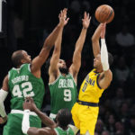 Haliburton scores 33 points, Pacers beat slumping Celtics