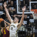 Edey's 31 points, 22 boards lead No. 5 Purdue past Minnesota
