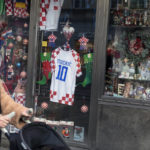 Soccer craze, pride grip Croatia before Argentina semifinal