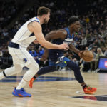 Doncic, Mavericks rebound to beat Timberwolves for split
