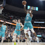 Nuggets' Jokic has career-high 27 rebounds in triple-double