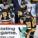 Kapanen's hat trick powers Penguins to 6-2 win over Blues