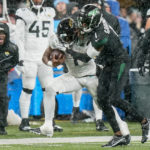 Lawrence, Jaguars continue playoff push, outclass Jets 19-3